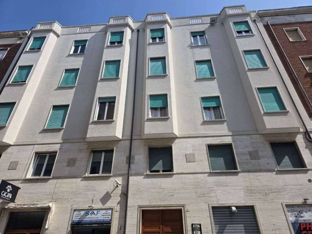 appartamento in vendita ad Ancona in zona Piano San Lazzaro