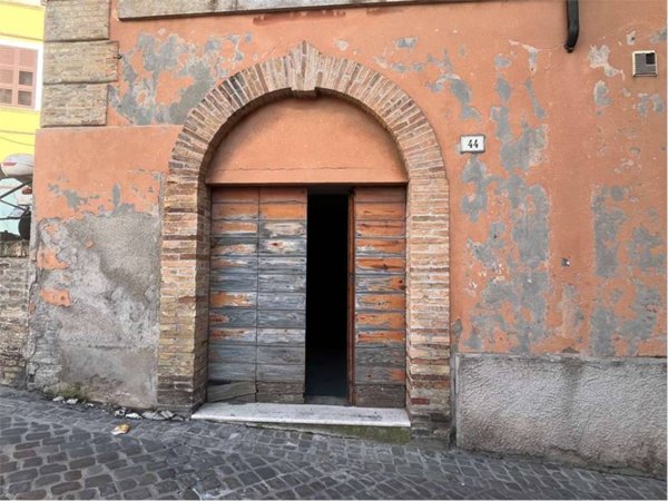 negozio in vendita ad Ancona in zona Centro Storico