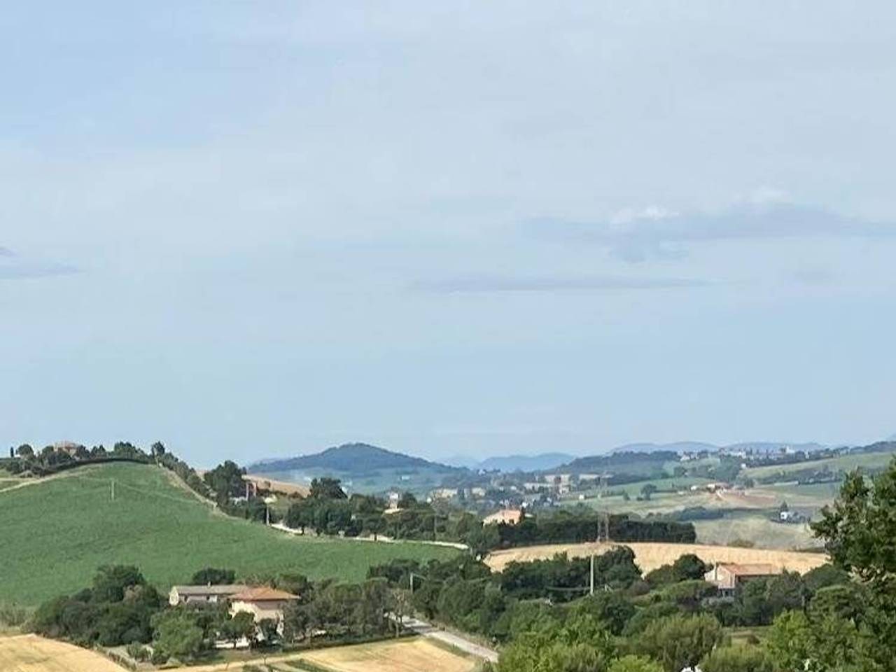 casa indipendente in vendita ad Ancona in zona Pietra La Croce