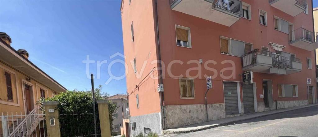 negozio in vendita ad Ancona in zona Montirozzo