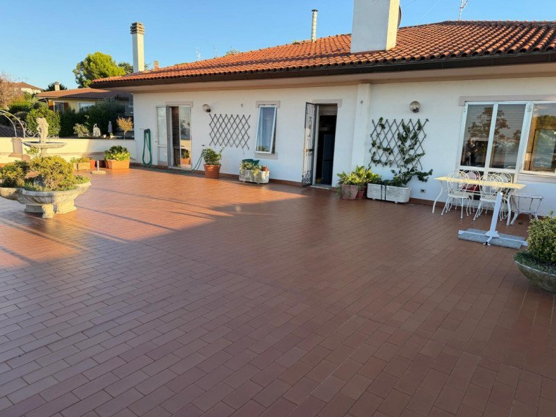 appartamento in vendita ad Ancona in zona Borgo Rodi