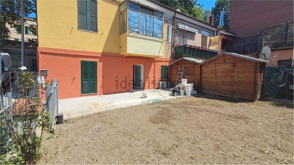 appartamento in vendita ad Ancona in zona Piano San Lazzaro