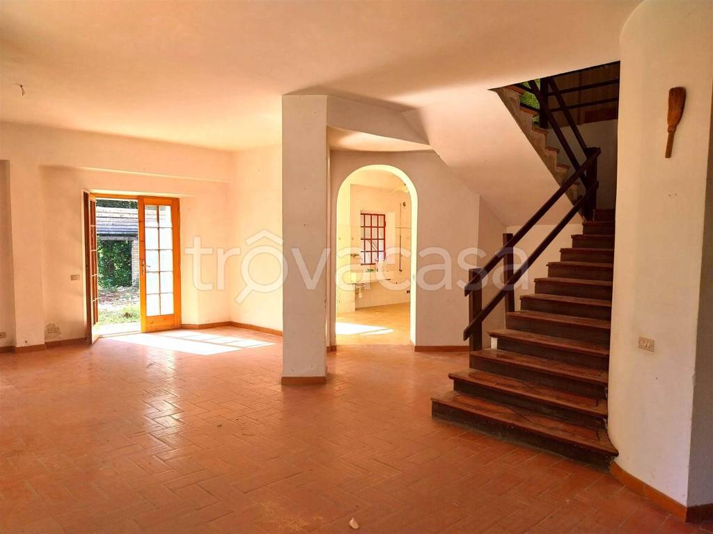 casa indipendente in vendita ad Ancona in zona Montesicuro
