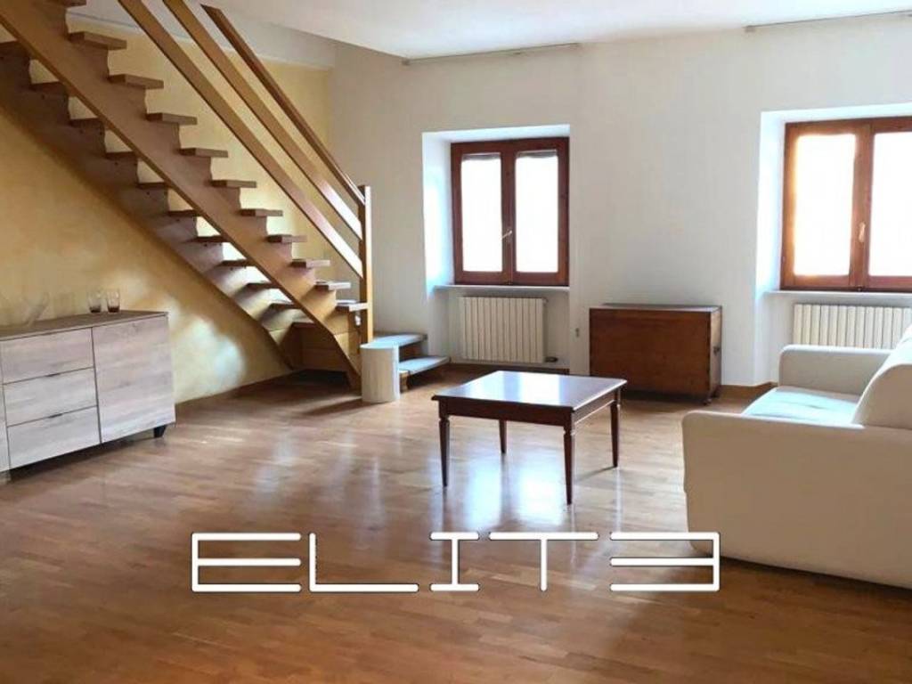 appartamento in vendita ad Ancona in zona Piano San Lazzaro