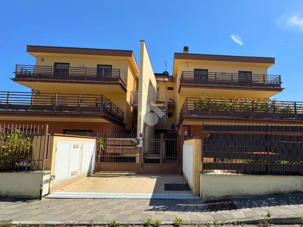appartamento in vendita ad Ancona in zona Borgo Rodi