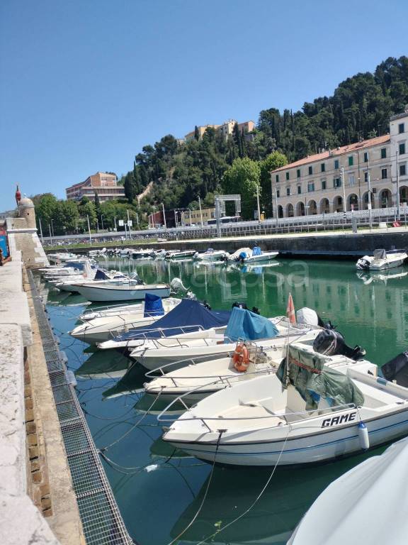appartamento in vendita ad Ancona in zona Gli Archi