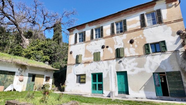 casa indipendente in vendita ad Ancona in zona Paterno