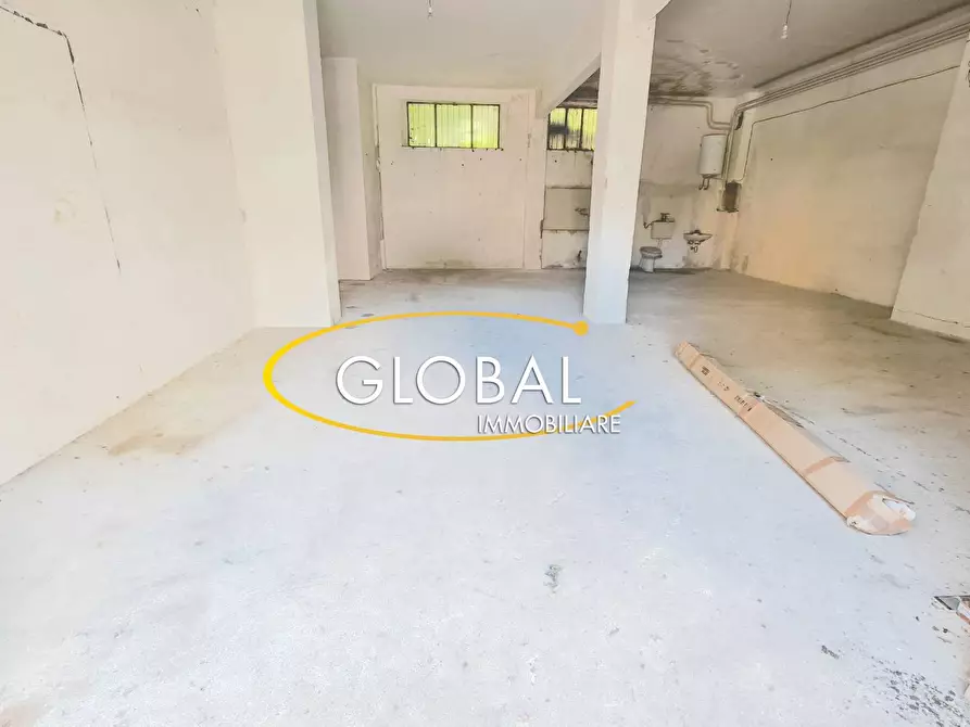 locale di sgombero in vendita ad Ancona in zona Piano San Lazzaro