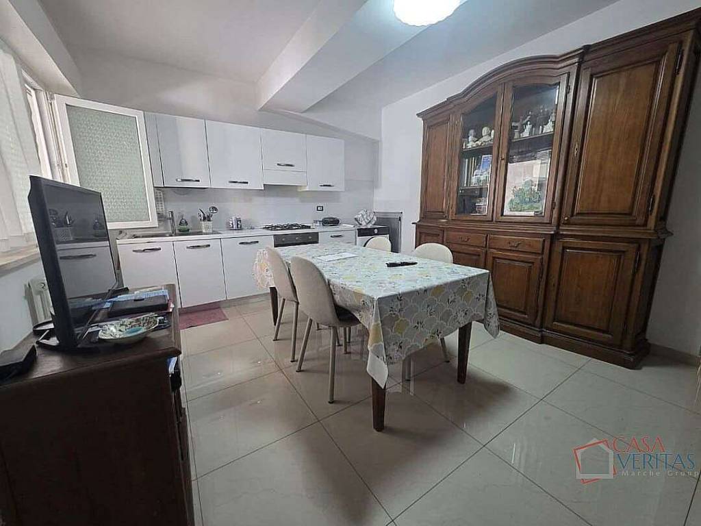 appartamento in vendita ad Ancona in zona Delle Grazie