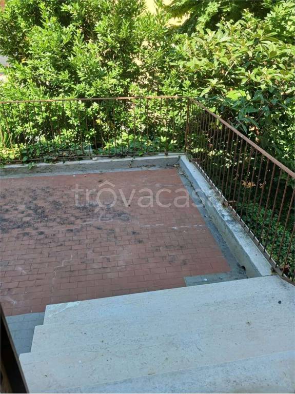 appartamento in vendita ad Ancona in zona Vallemiano