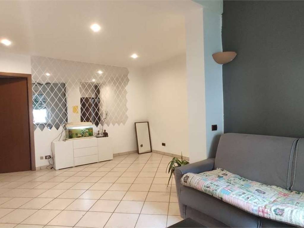 appartamento in vendita ad Ancona in zona Posatora