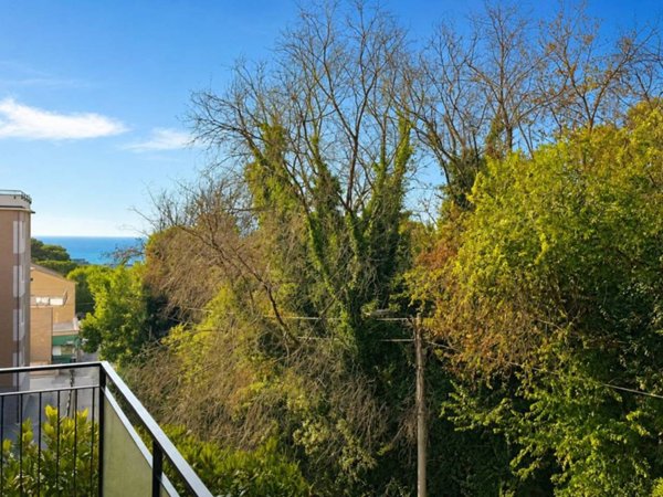 appartamento in vendita ad Ancona in zona Piano San Lazzaro