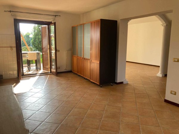 casa indipendente in vendita ad Ancona in zona Montesicuro