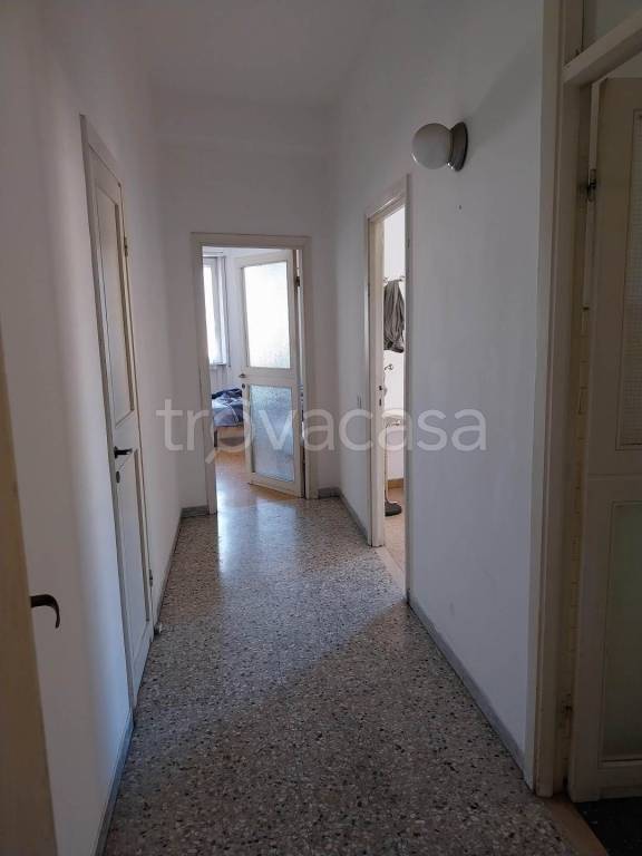 appartamento in vendita ad Ancona in zona Vallemiano