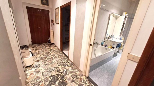 appartamento in vendita ad Ancona in zona Vallemiano
