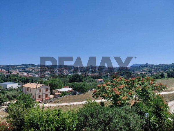 appartamento in vendita ad Ancona