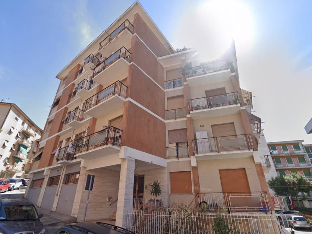 appartamento in vendita ad Ancona in zona Tavernelle