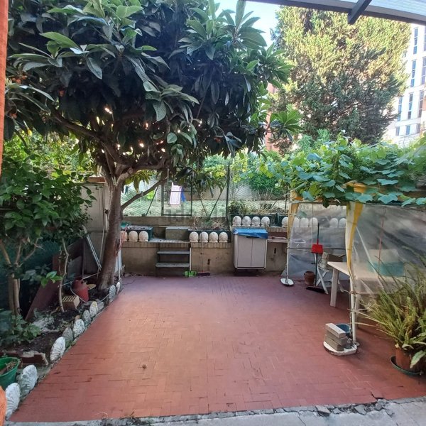 appartamento in vendita ad Ancona in zona Delle Grazie