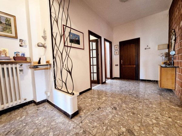 appartamento in vendita ad Ancona in zona Vallemiano