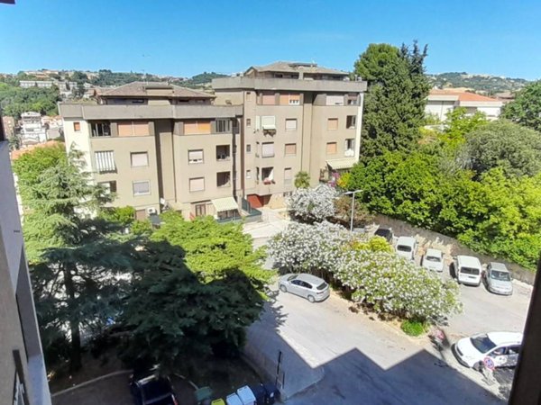 appartamento in vendita ad Ancona in zona Delle Grazie