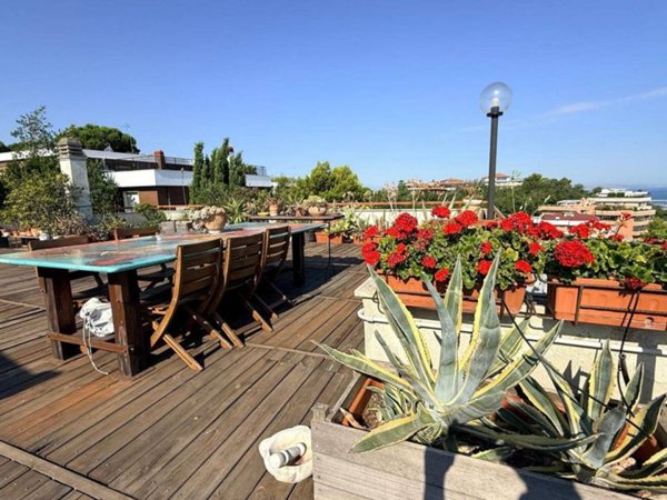 appartamento in vendita ad Ancona in zona Piano San Lazzaro