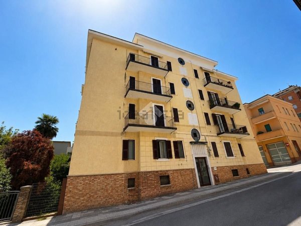 appartamento in vendita ad Ancona in zona Piano San Lazzaro