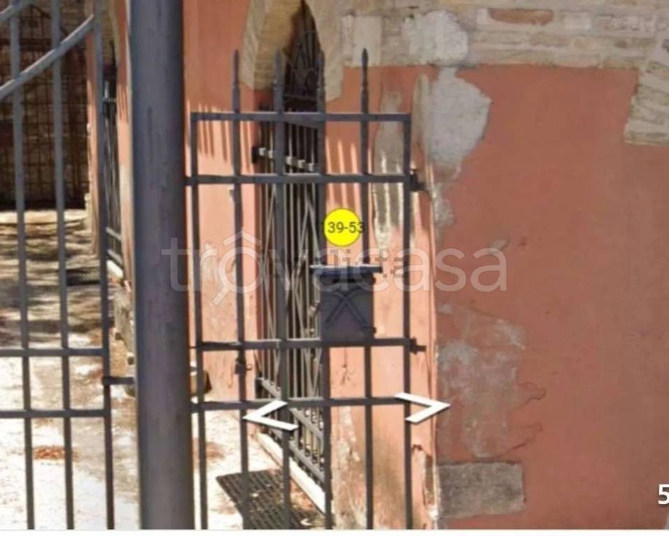appartamento in vendita ad Ancona in zona Aspio di Ancona