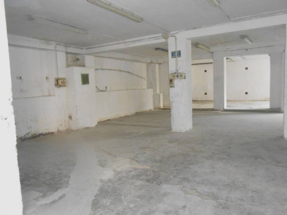 locale di sgombero in vendita ad Ancona in zona Vallemiano