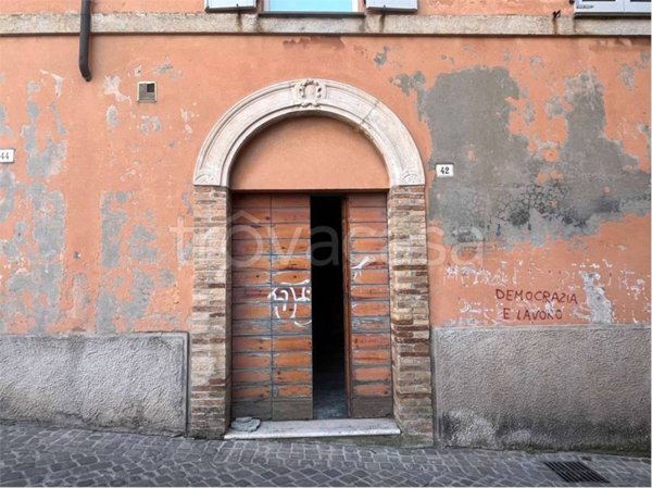 negozio in vendita ad Ancona in zona Centro Storico