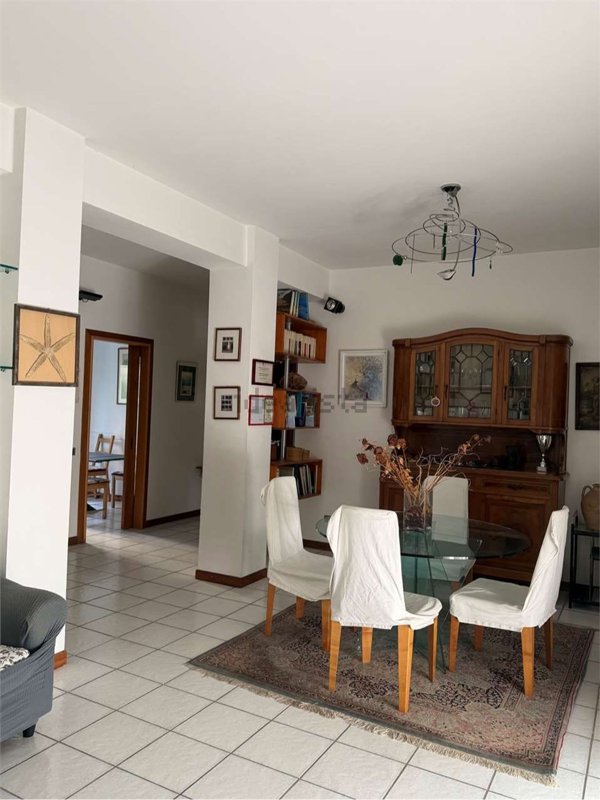 appartamento in vendita ad Ancona in zona Montirozzo