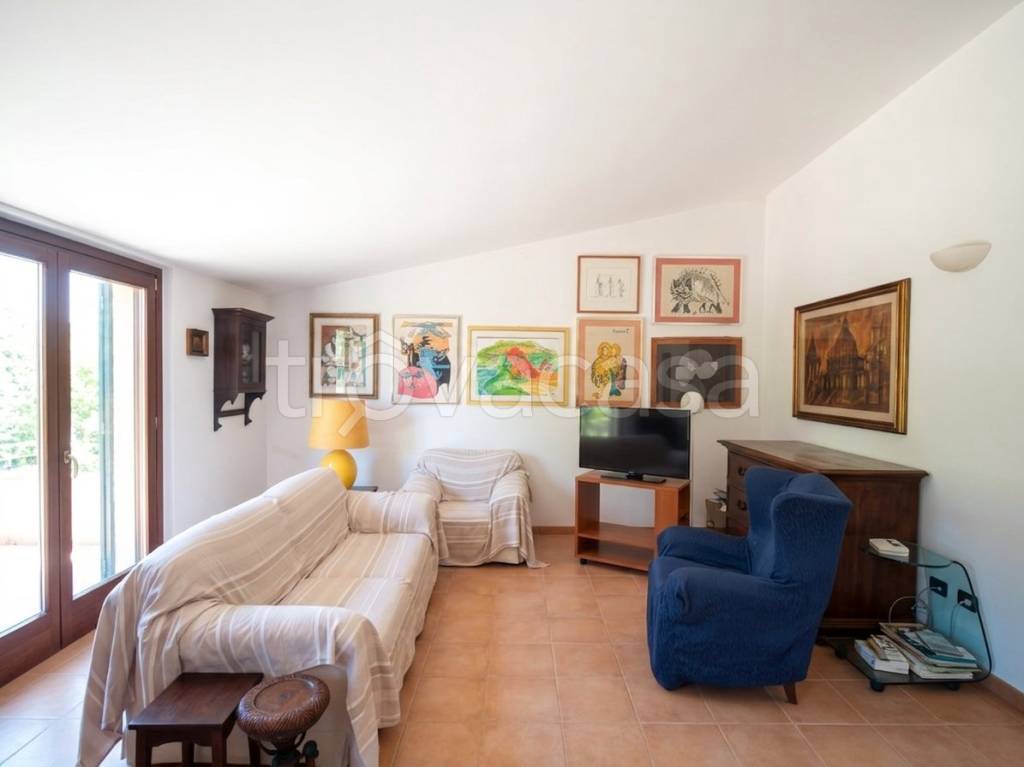 casa indipendente in vendita ad Ancona in zona Varano