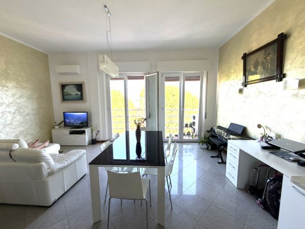 appartamento in vendita ad Ancona in zona Adriatico