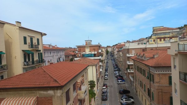 appartamento in vendita ad Ancona in zona Adriatico