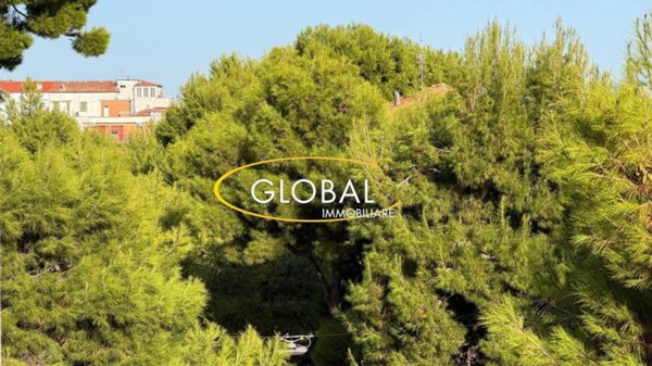 appartamento in vendita ad Ancona in zona Adriatico