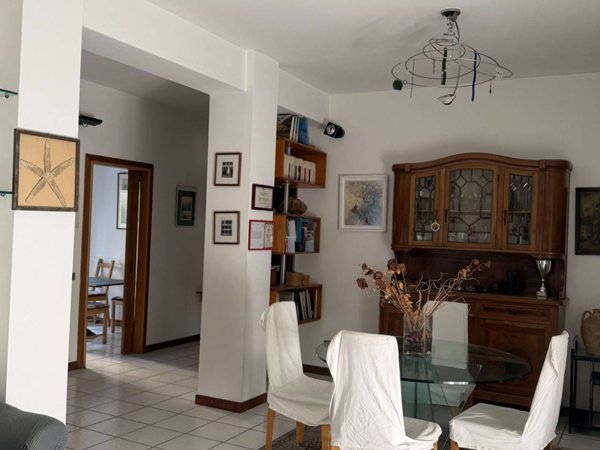 appartamento in vendita ad Ancona in zona Vallemiano