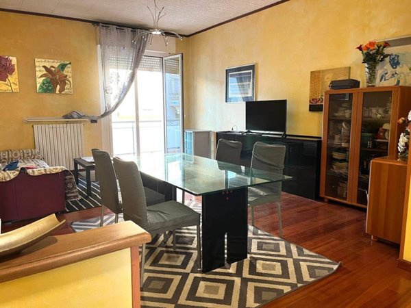 appartamento in vendita ad Ancona in zona Vallemiano