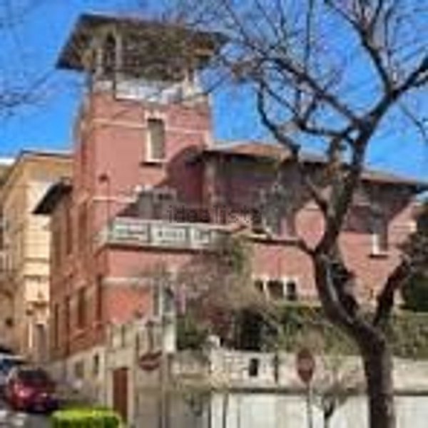 appartamento in vendita ad Ancona in zona Adriatico