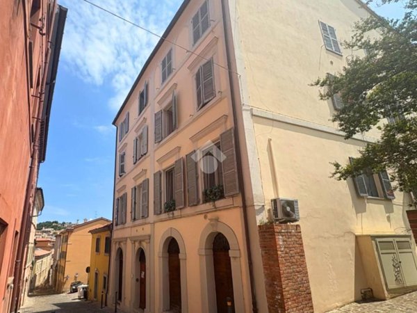 appartamento in vendita ad Ancona in zona Centro Storico