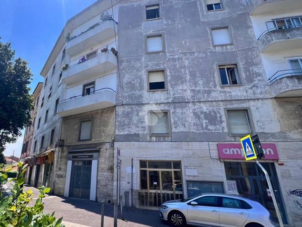 appartamento in vendita ad Ancona in zona Vallemiano