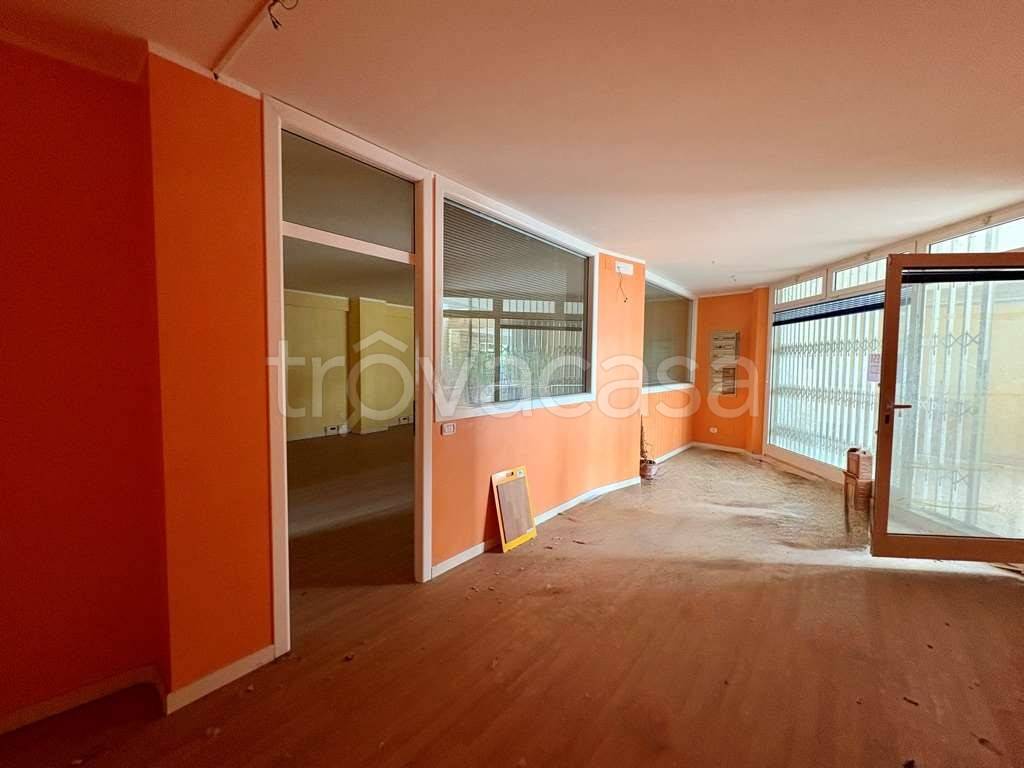 ufficio in vendita ad Ancona in zona Brecce Bianche