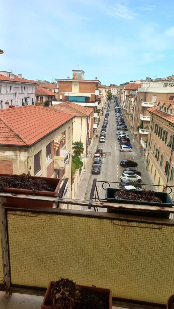 appartamento in vendita ad Ancona in zona Adriatico