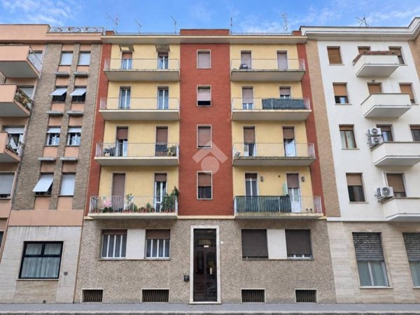 appartamento in vendita ad Ancona in zona Adriatico