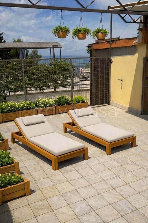appartamento in vendita ad Ancona in zona Montirozzo