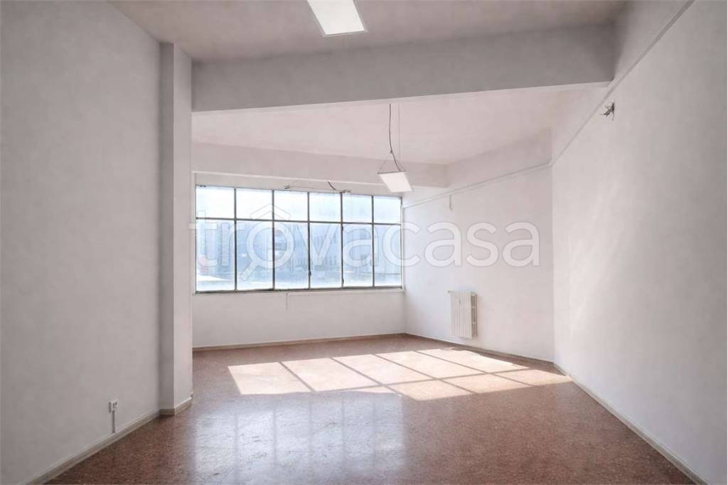appartamento in vendita ad Ancona in zona Vallemiano