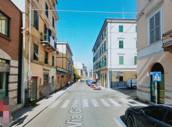 locale commerciale in vendita ad Ancona in zona Centro Storico