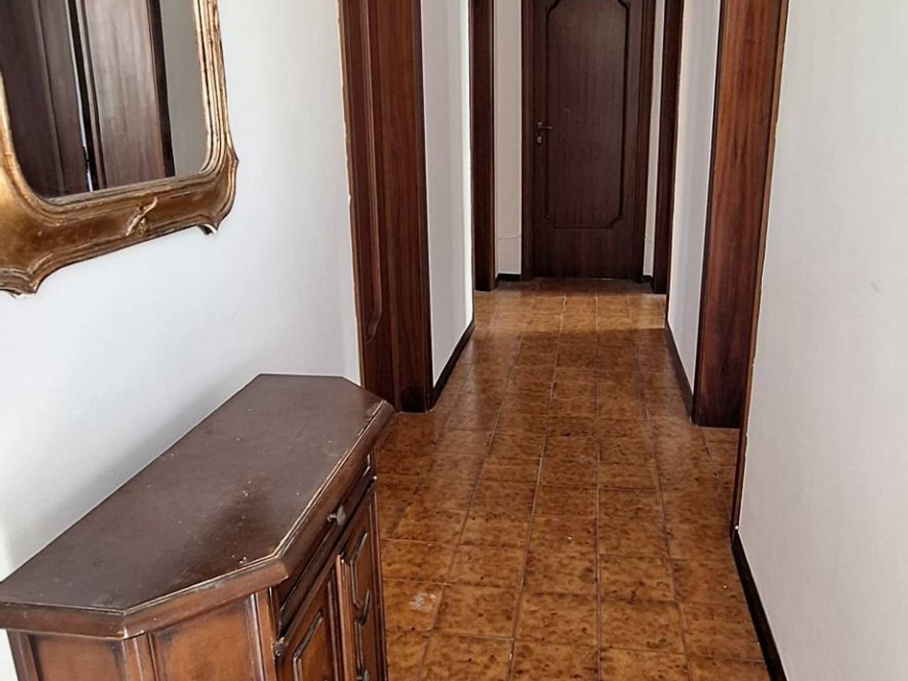 appartamento in vendita ad Ancona in zona Vallemiano