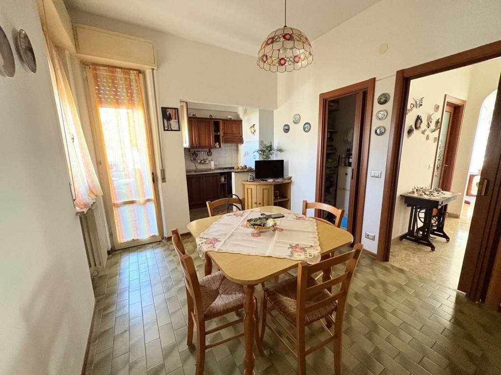 appartamento in vendita ad Ancona in zona Delle Grazie