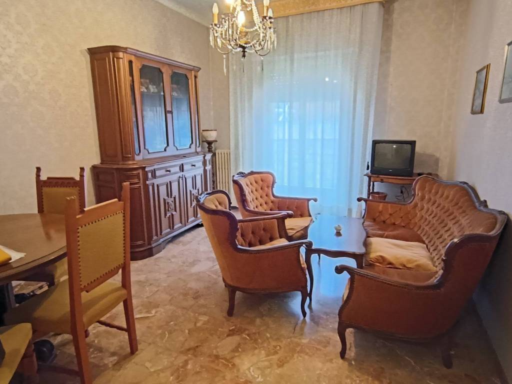 appartamento in vendita ad Ancona in zona Adriatico
