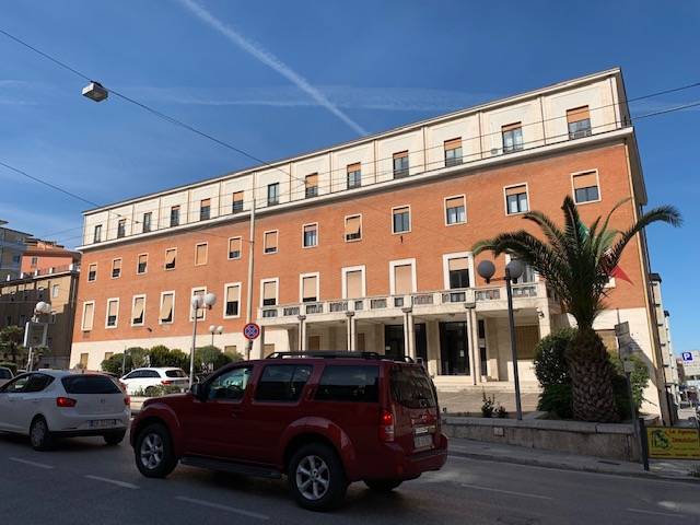 intera palazzina in vendita ad Ancona in zona Centro Storico