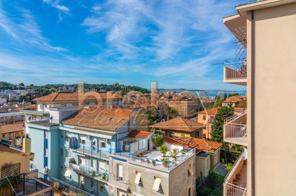 appartamento in vendita ad Ancona in zona Adriatico